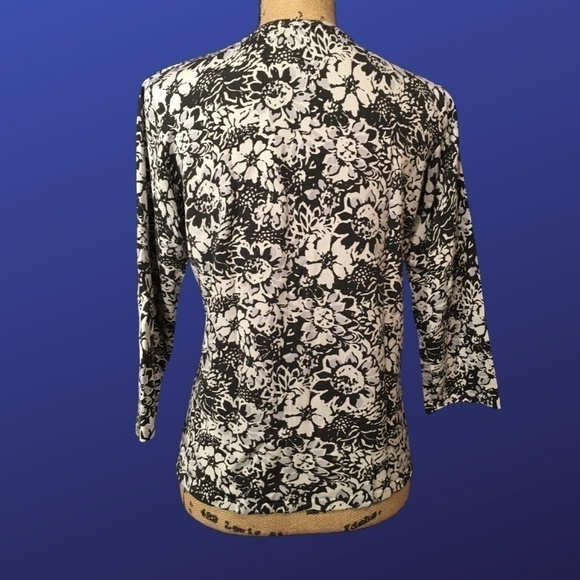 SARAH SPENCER Spring Summer Cardigan, Gray/Black FLORAL, NWOT, Large - Picture 6 of 9